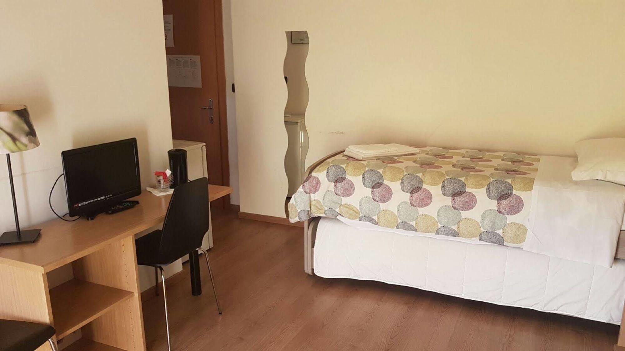 Albergo Guido Reni Turin Bagian luar foto